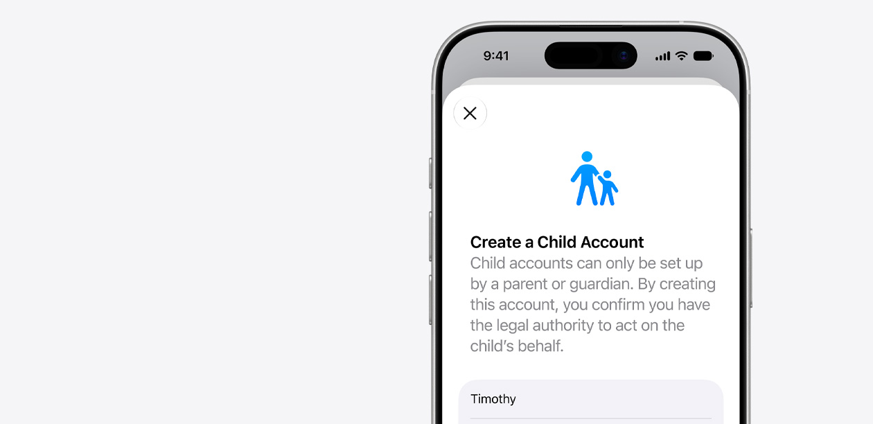 자녀 계정 설정 인터페이스가 표시된 iPhone의 모습. 자녀 이름 입력 필드 위에 성인과 아이가 함께 있는 아이콘을 보여줍니다.