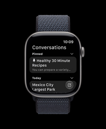 Apple Watch Series 11, gris, écran affichant l’app Siri